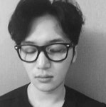 변요한, 뿔테 안경쓰고 훈훈 매력 폭발 - 일간스포츠 변요한, 뿔테 안경쓰고 훈훈 매력 폭발