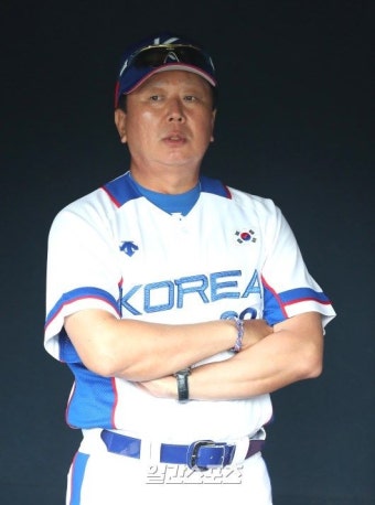 선동열 감독의 우려 ”오지환·박해민, 부담 갖지 말라” - 일간스포츠 선동열 감독의 우려 ”오지환·박해민, 부담 갖지 말라”