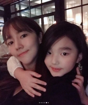 ´이범수´ 이윤진, ”평생 내편임이 감사해” 결혼 9주년 소감  - 일간스포츠 ´이범수´ 이윤진, ”평생 내편임이 감사해” 결혼 9주년 소감