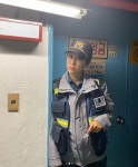 소유, ´때빼고 광내고´ 출연 인증샷···경찰복 완벽 소화 - 일간스포츠 소유, ´때빼고 광내고´ 출연 인증샷···경찰복 완벽 소화