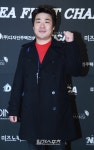 [포토]강석,니카코리아 발전을 기원한다. - 일간스포츠 [포토]강석,니카코리아 발전을 기원한다.