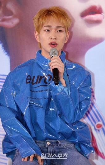 [포토]샤이니 온유, 데뷔 10년 실감 안 나 - 일간스포츠 [포토]샤이니 온유, 데뷔 10년 실감 안 나