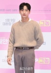 [포토]진영, 멋짐 가득한 포토타임 - 일간스포츠 [포토]진영, 멋짐 가득한 포토타임