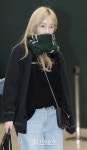 [포토]태연, 눈맞춤에 태연할 수 없어 - 일간스포츠 [포토]태연, 눈맞춤에 태연할 수 없어