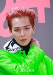 [포토]송민호,레드빛 헤어 - 일간스포츠 [포토]송민호,레드빛 헤어