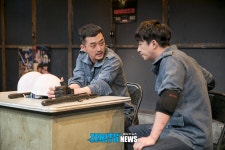 [HD스압포토] ´더 헬멧´ 이호영, ´심상치 않은 눈빛´(프레스콜) - 일간스포츠 [HD스압포토] ´더 헬...