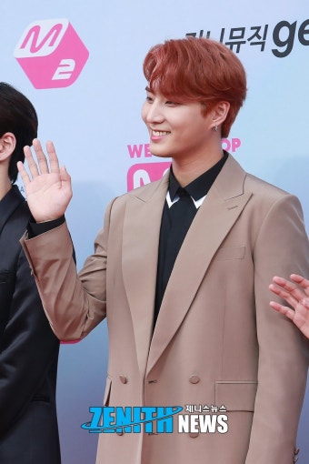[HD스압포토] DAY6 ‘데식이들 매력 터지는 거 말하면 입... [HD스압포토] DAY6 ‘데식이들 매력 터지는 거 말하면 입 아파요’(2019 MGMA)