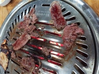 Pgr21 - 친구랑 고기먹다가 신랑불렀는데 조금 남겼다고 욕하는신랑 친구랑 고기먹다가 신랑불렀는데 조금 남겼다고 욕하는신랑