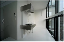 더쿠 - 복층 공간에 화장실 만들지 말라는 법은 없지 라는 일본의 집.jpg (목욕하는거 동네방네공개도가능)