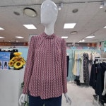 꼼빠니아 반하이넥 프린트 블라우스 CADW9-WRB040 - 에누리 가격비교