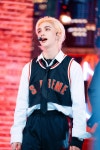 더쿠 - 인기가요 PD노트 미션 포토 - 현진