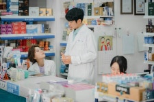 One Spring Night (봄밤) Korean  - Drama - Picture @ HanCinema... Drama Database One Spring Night (봄밤) Korean  - Drama - Picture
