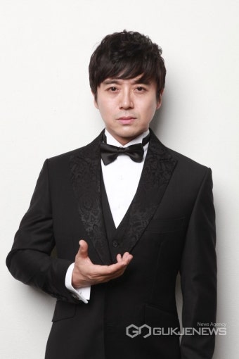 Yoon Young-seok - Picture (윤영석) @ HanCinema Yoon Young-seok - Picture (윤영석)