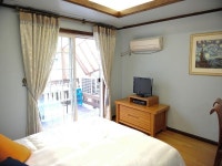 Bench House Pension Home (Pyeongchang-gun) - Deals, Photos & Reviews