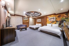 Hotel Head-One in Uijeongbu-si - Room Deals, Photos & Reviews