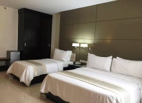 SMALLVILLE 21 HOTEL in Iloilo - Room Deals, Photos & Reviews