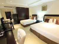 Best Price on LK Legend Hotel in Pattaya + Reviews!