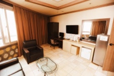 Highfere Hotel in Changwon-si - Room Deals, Photos & Reviews