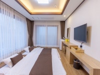 Fellisia Hotel in Jeju Island - Room Deals, Photos & Reviews
