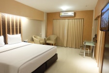 Golden City Rayong Hotel in Thailand - Room Deals, Photos & Reviews