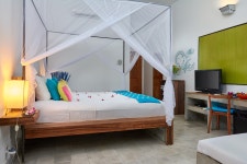 Blue Lime Hotel in Phnom Penh - Room Deals, Photos & Reviews