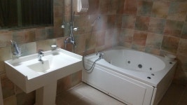 MOTEL Eldorado in Hadong-gun - Room Deals, Photos & Reviews