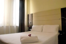 Klick Hotel in Milan - Room Deals, Photos & Reviews
