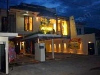 수라바야의 파릴라 게스트하우스 2 | 2020 최신 특가  | HD 사진 & 이용후기