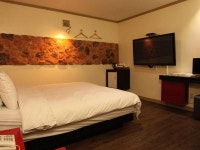 S Petite Hotel in Chuncheon-si - Room Deals, Photos & Reviews