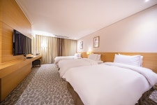 Benikea Hotel Bizinn in Wonju - Room Deals, Photos & Reviews