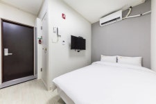 JS Hotel in Seoul - Room Deals, Photos & Reviews