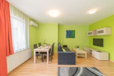 Best Price on Maple Tree Apartments in Budapest + Reviews