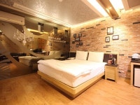Gumi Anytel Motel in Gumi-si - Room Deals, Photos & Reviews