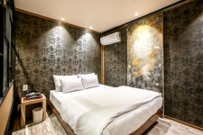 Celint Hotel in Seongnam-si - Room Deals, Photos & Reviews