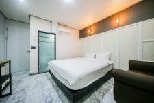 창원의 RinKyung Hotel | 2020 최신 특가  | HD 사진 & 이용후기