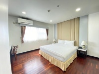 J 타운 서비스 아파트먼트 (J-Town Serviced Apartments) - 몽키트래블