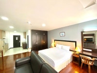 J 타운 서비스 아파트먼트 (J-Town Serviced Apartments) - 몽키트래블