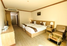 공항 비치 호텔 푸켓 (Airport Beach Hotel) - 몽키트래블