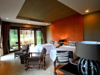 마운틴 크릭 골프 리조트 앤 레지던스 (Mountain Creek Golf Resort & Residences) - 몽키트래블