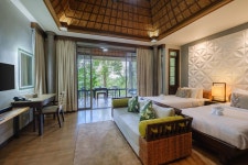 스프링필드 빌리지 골프 & 스파 (Springfield Village Golf & Spa) - 몽키트래블