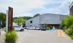 서울시 50플러스포털 | [라이프몽땅]예술이 집으로 들어온, 그래서 더 특별한 양평 구하우스 미술관