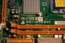 H/W 갤러리 - E5200 Biostar QG31 DVI [bourne님 블레싱]