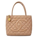 超特価格安 CHANEL キャビアスキン ベージュ J4498の通販 by Js shop｜シャネルならラクマ - シャネル バッグ 復刻トート マトラッセ... 