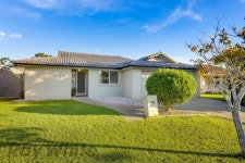 10 Poplar Place, Brisbane QLD - Walk Score