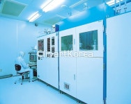 국내작가포토 - 클립아트코리아 :: 통로이미지(주) __적합한콘텐츠,it,공장,기계,모자,사람,산업,실내,실험실,연구원,유니폼,제조업,컴퓨터,한명