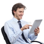 미남,미소,바쁨,비즈니스,비즈니스맨,사람,사무실,선장,소프트웨어,손,손가락,스크린,앉기,애플리케이션,어른,언론,열정,와이파이,웃음,응시,의자... 