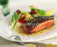 해외작가포토 - 클립아트코리아 :: 통로이미지(주) __적합한콘텐츠,가을,계절,구이,레시피,사람없음,아웃포커스,오리,요리,육류,음식,주메뉴,채소... 