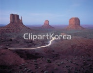 모뉴먼트밸리,애리조나주,미국 / tc00240085619 / JPG - 멤버십 국내작가포토