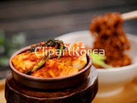 맛있는 총각김치와 짜장라면 / tc07310000084 / JPG - 멤버십 국내작가포토