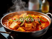 얼큰한 국물과 푸짐한 재료가 어우러진 따끈한 김치찌개 / tci00930000008 / JPG - 멤버십 AI이미지